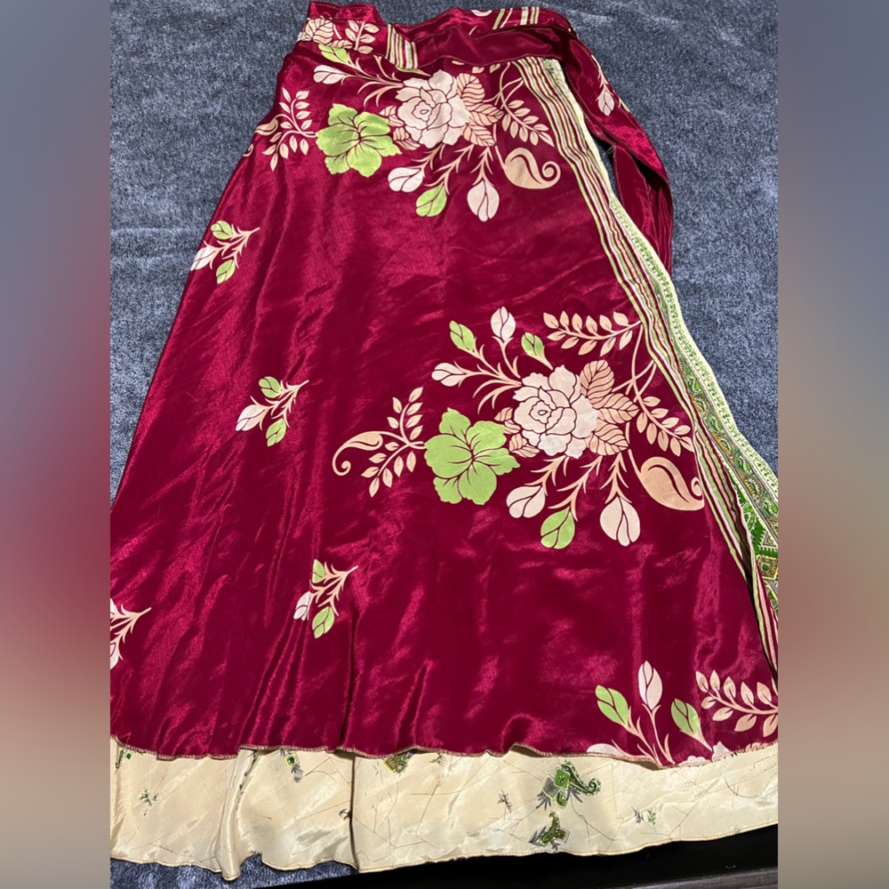 Darn Good Yarn regular ankle length sari skirt